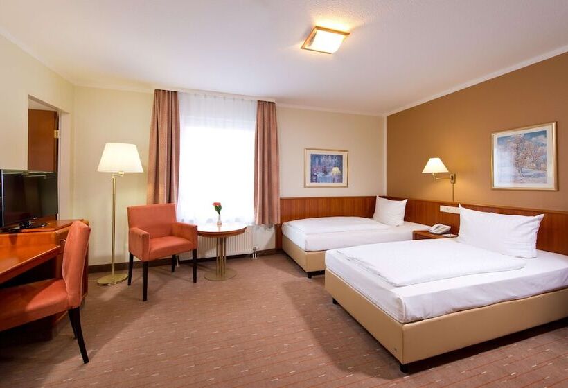 Номер Стандарт Трехместный, Achat Hotel Schwarzheide Lausitz