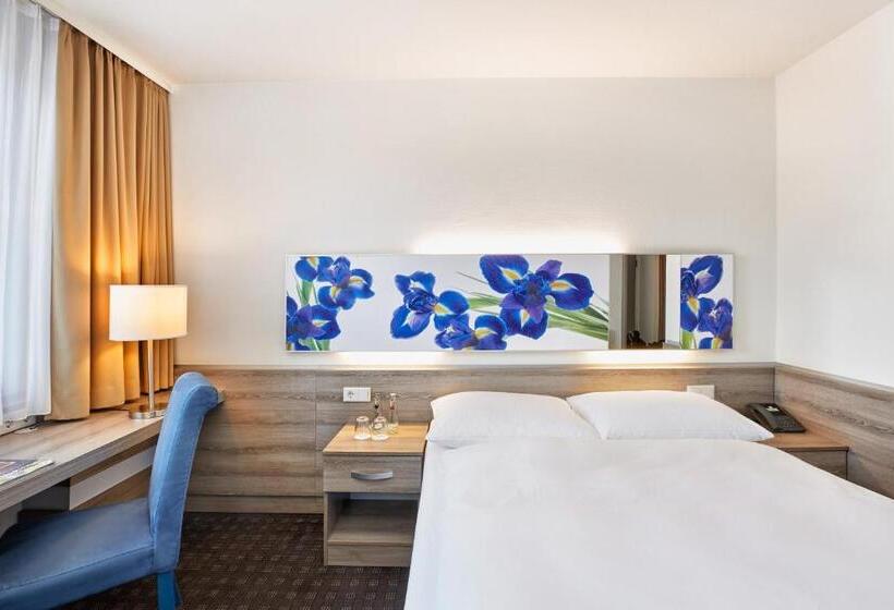 Номер Комфорт Индивидуальный, H+ Hotel Frankfurt Airport West