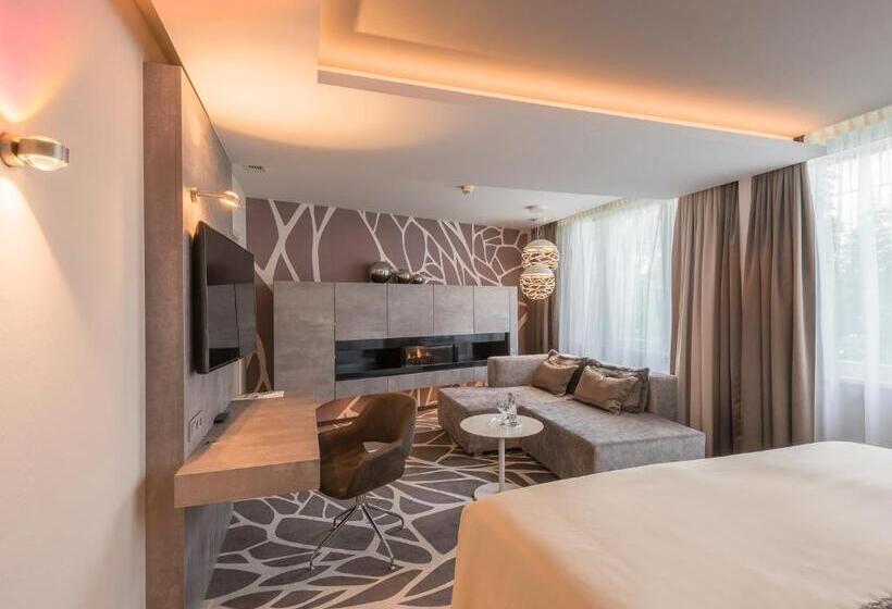 Люкс, Holiday Inn Munich Unterhaching, An Ihg