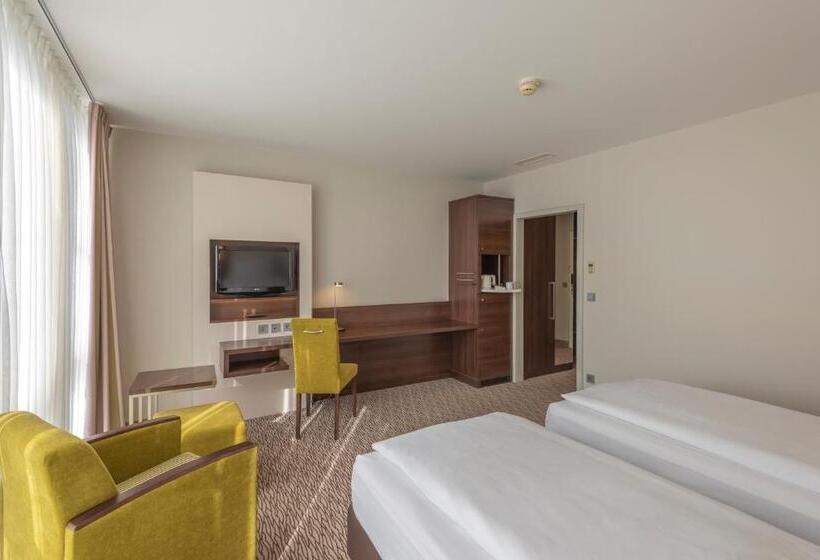 Номер Стандарт, Holiday Inn Munich Unterhaching, An Ihg
