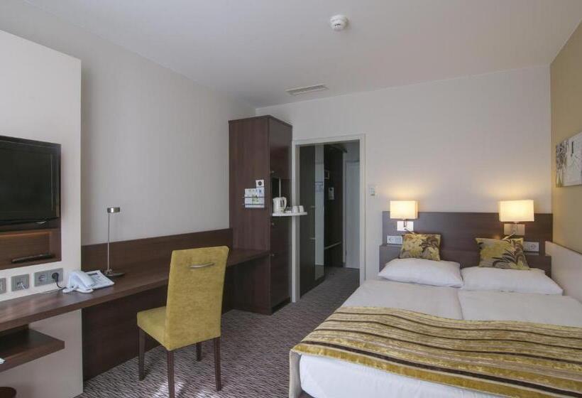 Номер Стандарт, Holiday Inn Munich Unterhaching, An Ihg