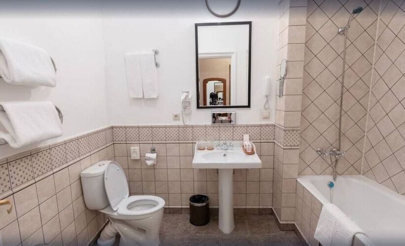 اتاق لوکس, Legendary Hotel Sovietsky