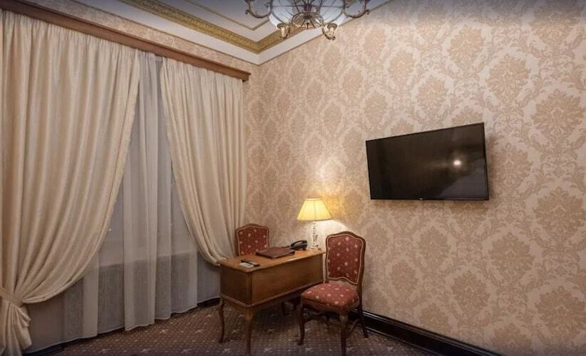 اتاق لوکس, Legendary Hotel Sovietsky