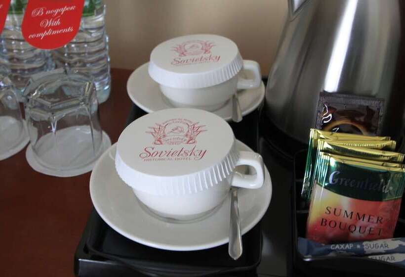 سوییت جونیور, Legendary Hotel Sovietsky