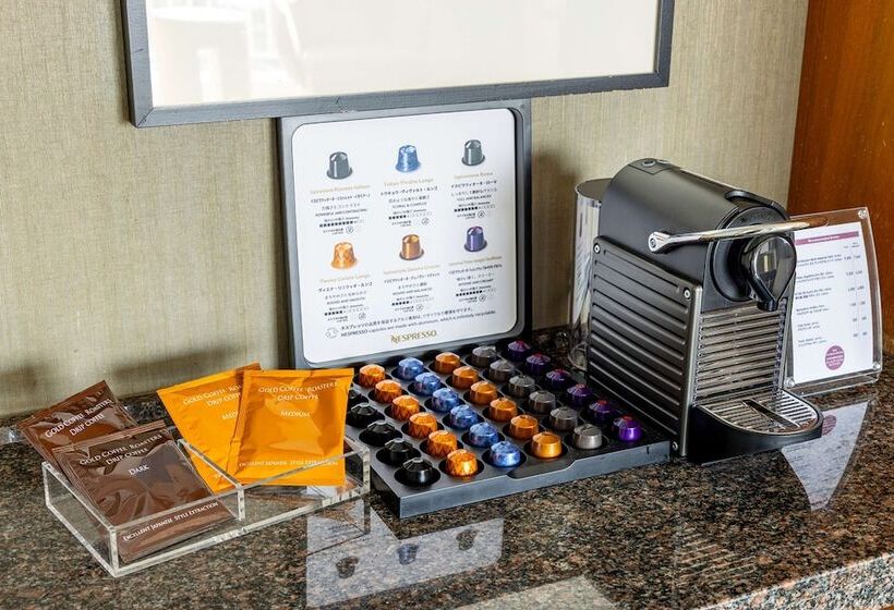 Люкс Повышенной Комфортности, Hilton Tokyo Odaiba