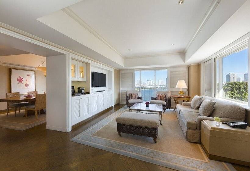 Президентский Люкс, Hilton Tokyo Odaiba
