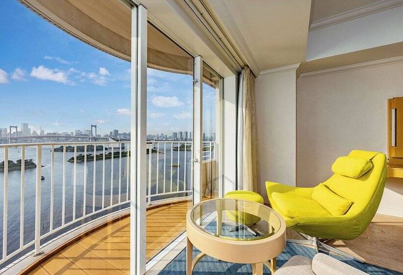 Номер Executive, Hilton Tokyo Odaiba