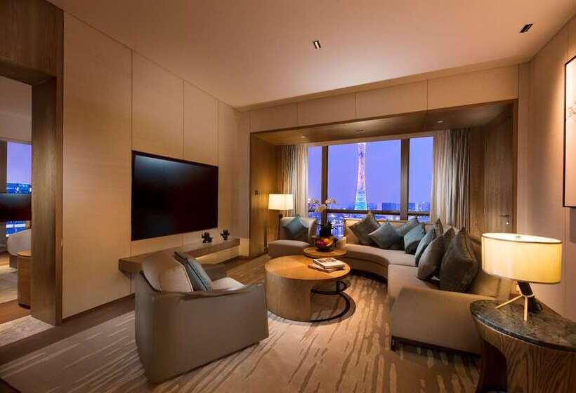 Люкс с Террасой, Hilton Tokyo Odaiba