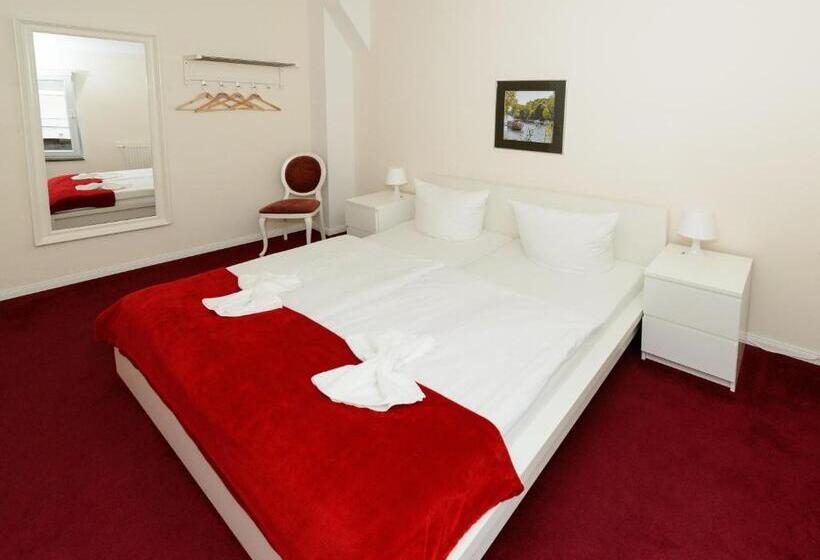 آپارتمان 1 خوابه, City Hotel Pension Brandenburg