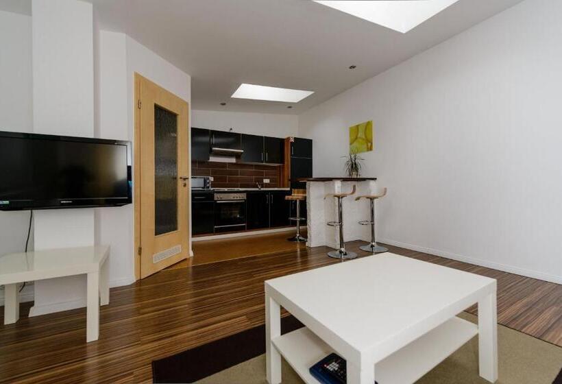 آپارتمان 1 خوابه, City Hotel Pension Brandenburg