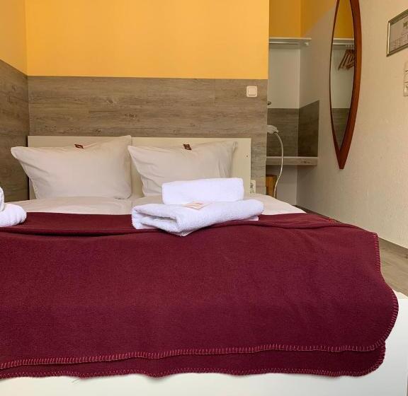اتاق عادی, City Hotel Pension Brandenburg