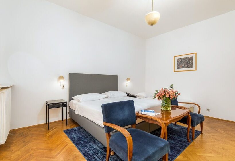 سوییت با چشم‌انداز دریا, Brijuni Rooms Karmen