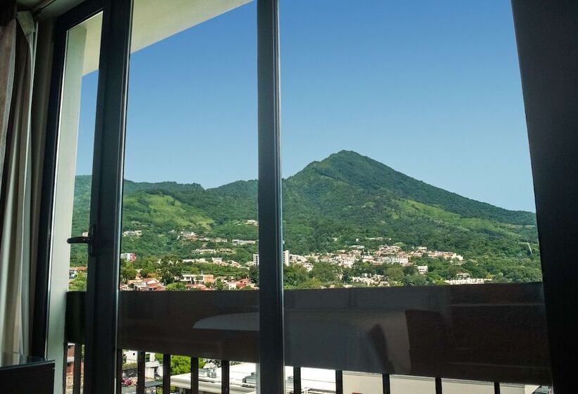 سوئیت پرزیدنت, Hilton San Salvador