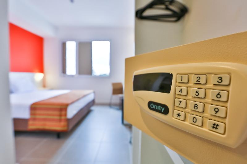 سوییت, Hilton San Salvador