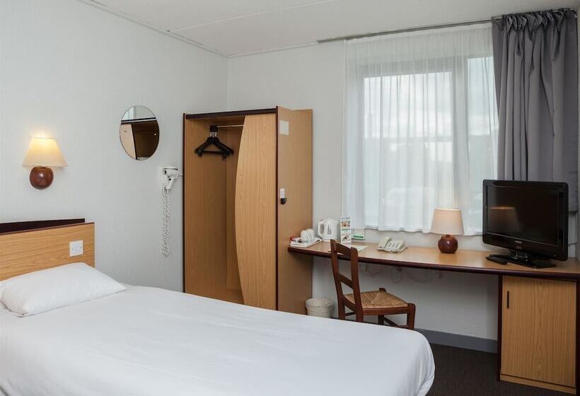 Номер Стандарт, Campanile Hotel Dartford