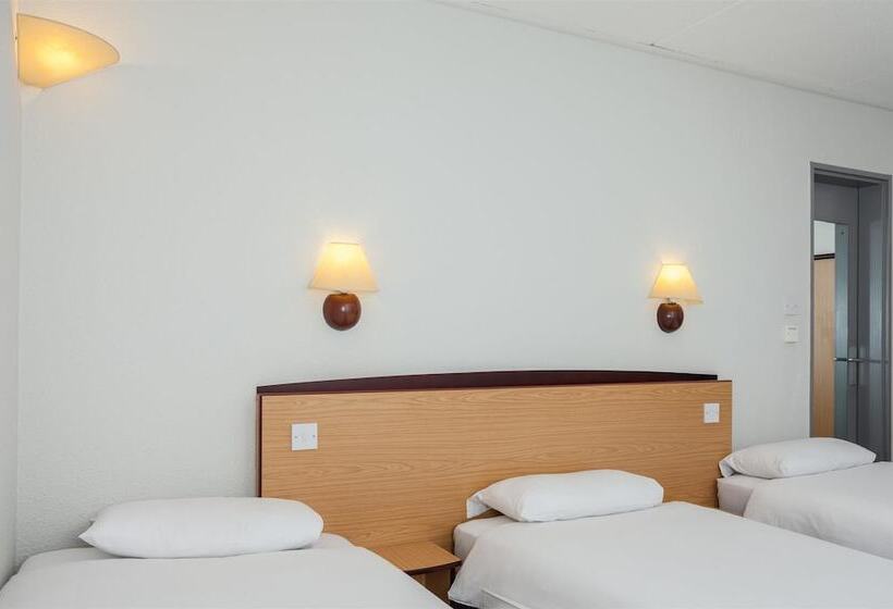 Номер Стандарт, Campanile Hotel Dartford