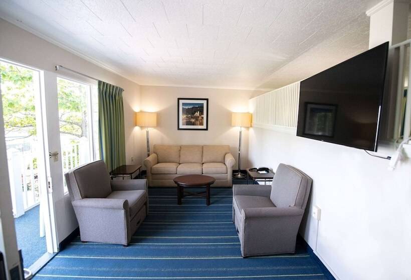 Люкс, Days Inn By Wyndham Bar Harbor