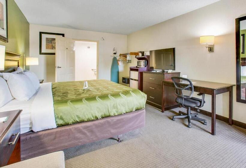 장애인을 위한 킹사이즈 침대 스탠다드 룸, Quality Inn Oak Grove Fort Campbell