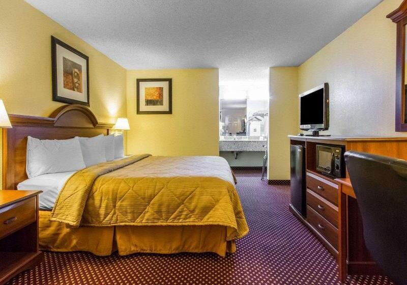 스탠다드 룸 킹사이즈 침대, Quality Inn Oak Grove Fort Campbell