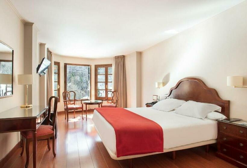اتاق خانوادگی, Abba Xalet Suites