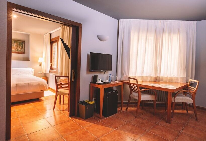 سوییت جونیور, Abba Xalet Suites