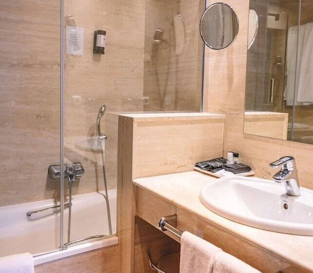 سوییت جونیور, Abba Xalet Suites