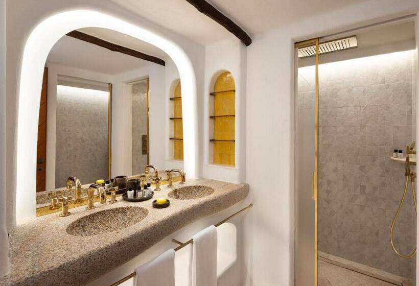 클래식 룸 킹 침대, Cala Di Volpe, A Luxury Collection Hotel, Costa Smeralda