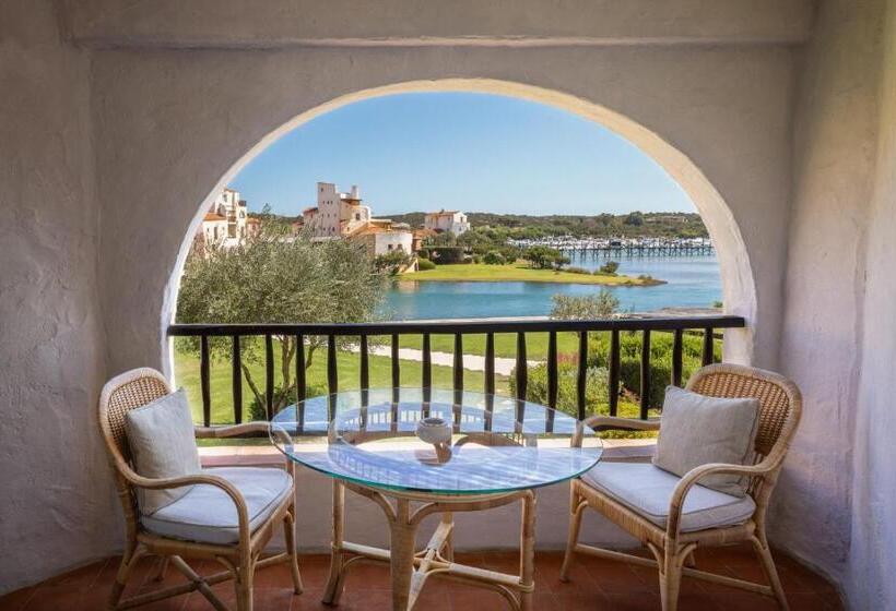 Deluxe Suite King Bed, Cala Di Volpe, A Luxury Collection Hotel, Costa Smeralda