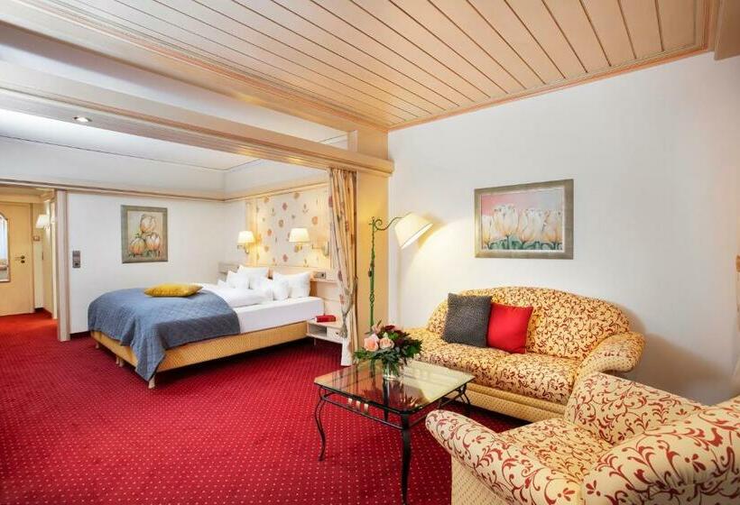 Номер Стандарт с Балконом, Wellness & Genuss Resort   Engel Obertal