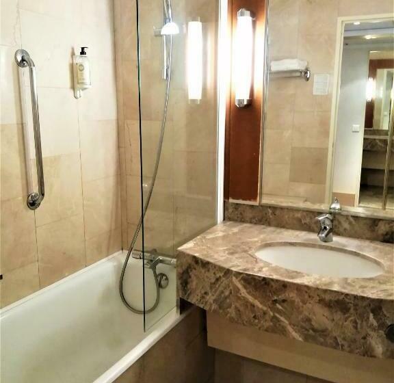 اتاق استاندارد, Inn Paris CDG Airport