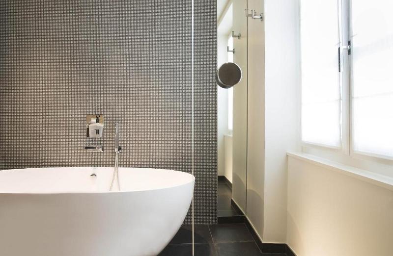 اتاق استاندارد, Inn Paris CDG Airport