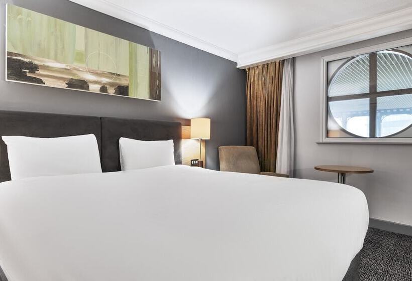 スーペリアールーム, Park Inn By Radisson Cardiff City Centre