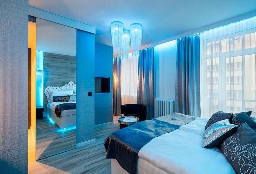 غرفة قياسية مزوَّدة بجاكوزي, Pytloun Grand Hotel Imperial