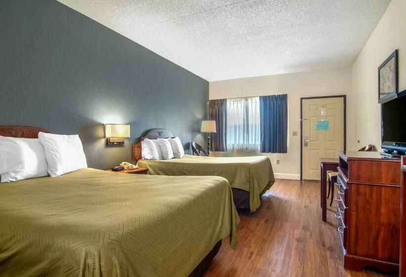 Номер Стандарт, Econo Lodge Inn & Suites