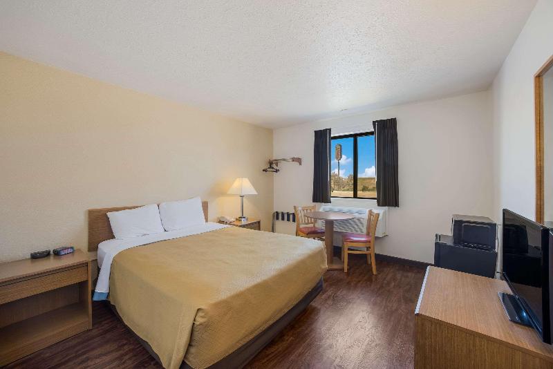 스탠다드 룸, Motel 6 Limon, Co – I 70