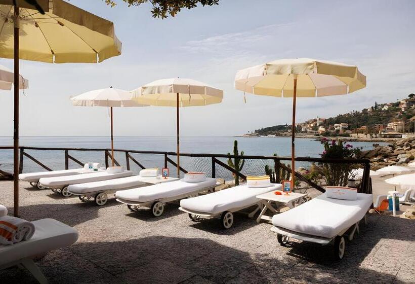 اتاق پرستیژ با چشم‌انداز دریا, Grand Hotel Del Mare Resort & Spa