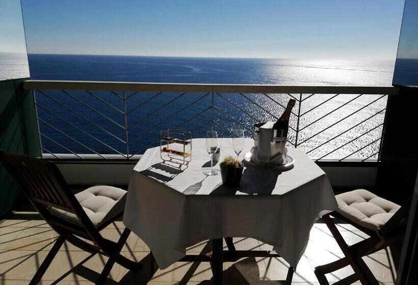 اتاق لوکس با چشم‌انداز دریا, Grand Hotel Del Mare Resort & Spa