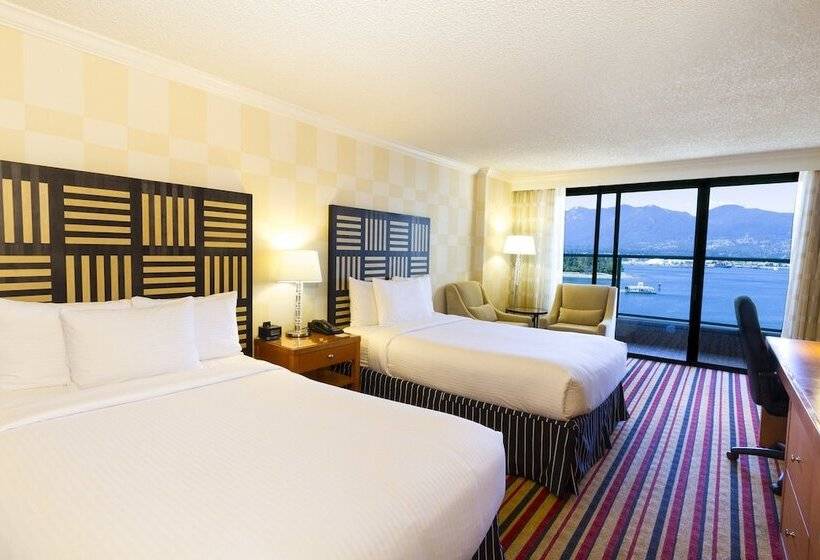 ２ダブルベッドのスタンダードルーム, Pinnacle Hotel Harbourfront