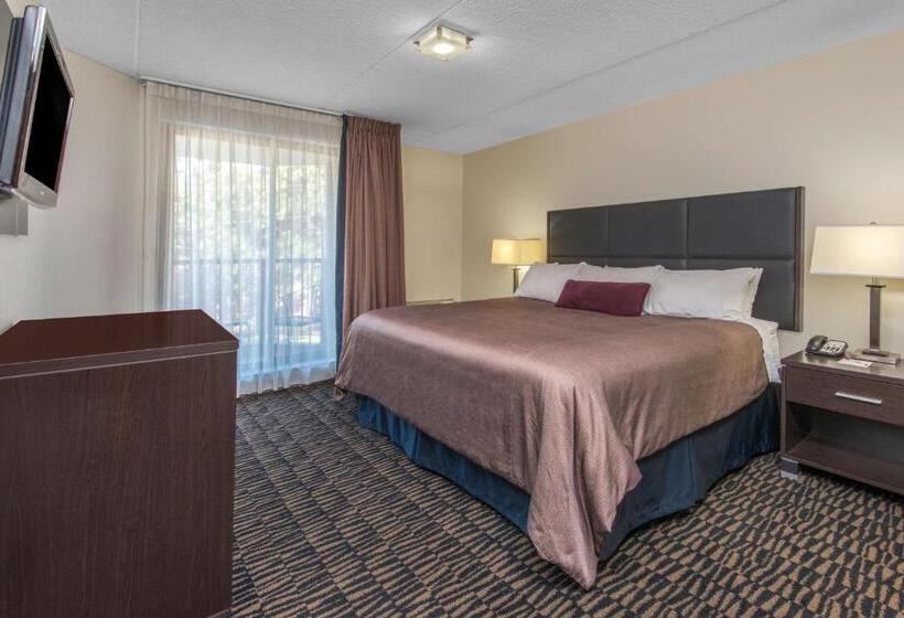 スタンダードルーム, Ramada Plaza By Wyndham Niagara Falls