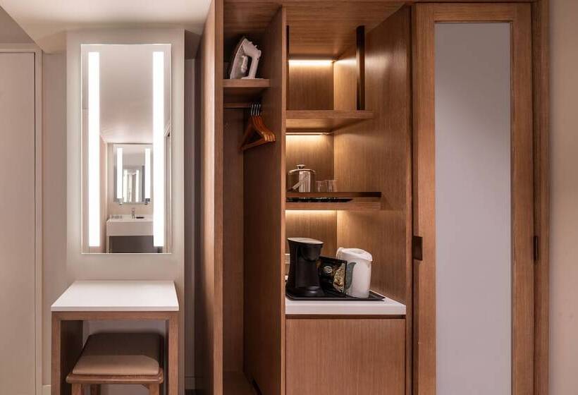 اتاق استاندارد با 2 تخت دوبل, Sheraton Waikiki Beach Resort