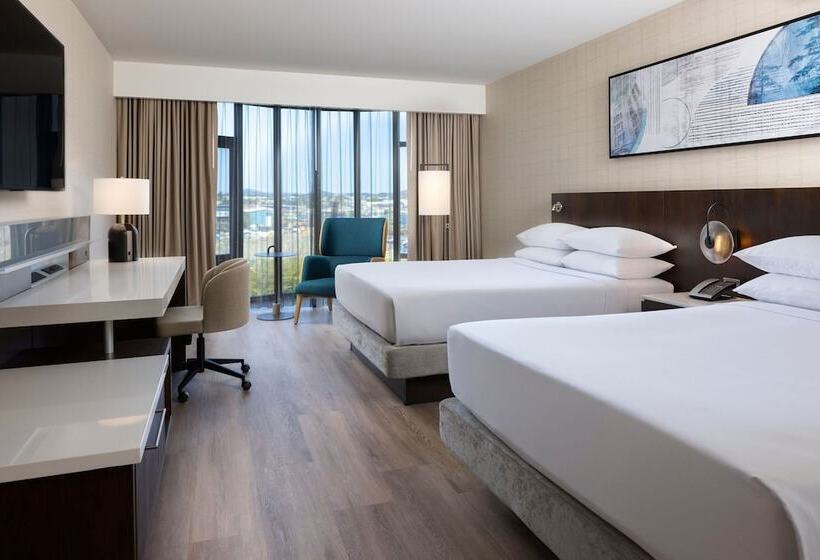 クラブルーム, Delta Hotels By Marriott Victoria Ocean Pointe Resort