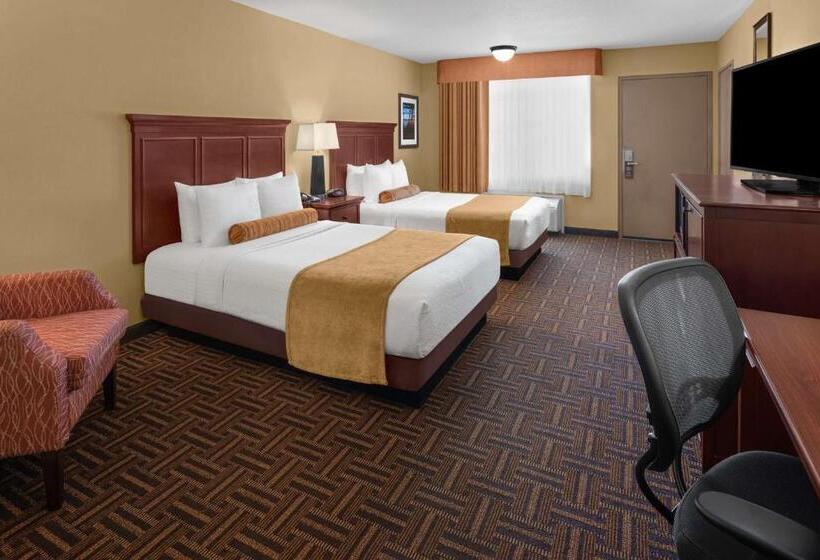 Номер Стандарт 2 Двуспальные Кровати, Best Western Plus Redondo Beach Inn