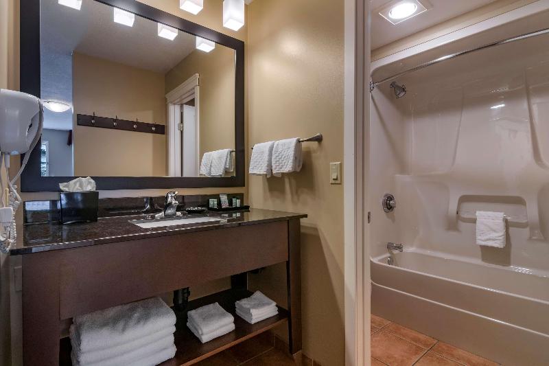 Номер Deluxe Кровать Кинг, Best Western Sicamous Inn