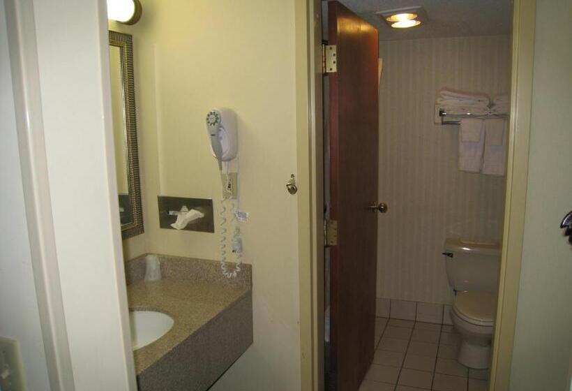 キングサイズベッドのスタンダードルーム, Best Western West Greenwich Inn