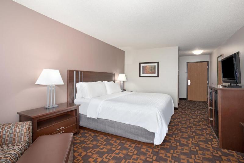سوئیت برای معلولان, Holiday Inn Express & Suites Yankton, An Ihg