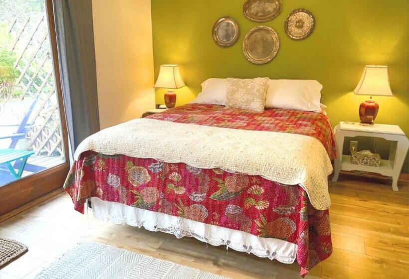 Номер Стандарт, Wisteria Guest House