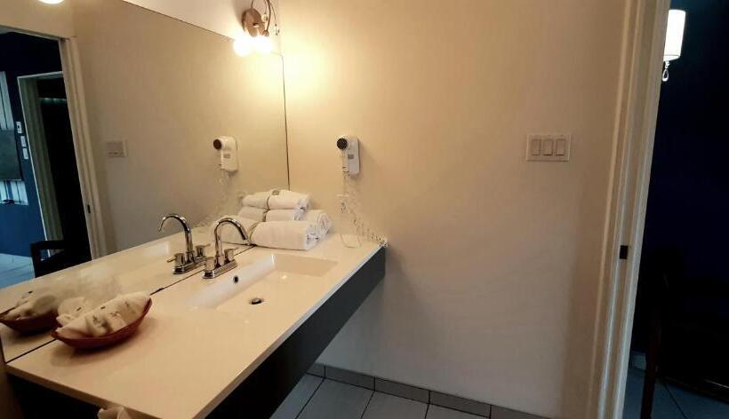 Family Suite, Motel Chute Des Pères