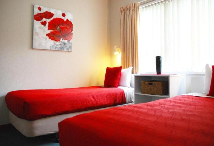 Апартаменты 2 Спальни, Almond Court Motel