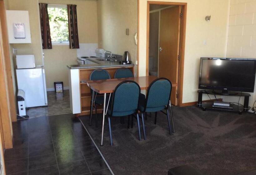 Апартаменты 2 Спальни, Charlton Motel
