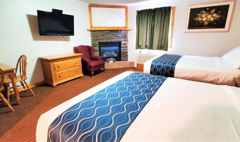 Family Suite, Knights Inn Colonial Fireside Inn